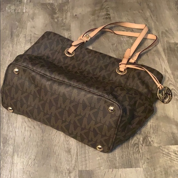 Barely Used Beige and Brown Michael Kors Purse - Picture 2 of 12